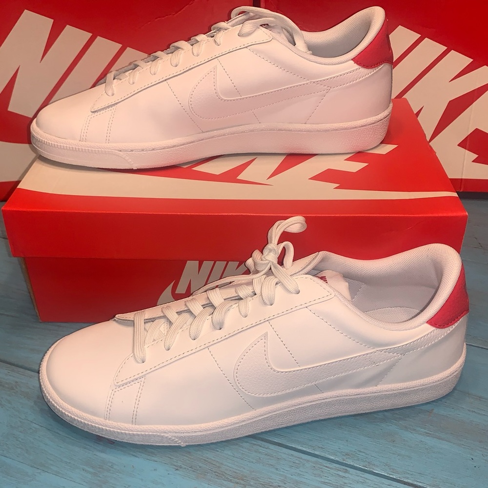 NWB MENS NIKE TENNIS CLASSIC SNEAKERS 683613 113